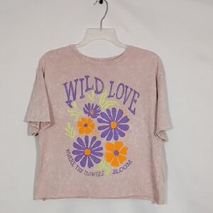 NWT Double: Dot Wild Love Graphic T-Shirt Raw Edge Women's Size Medium